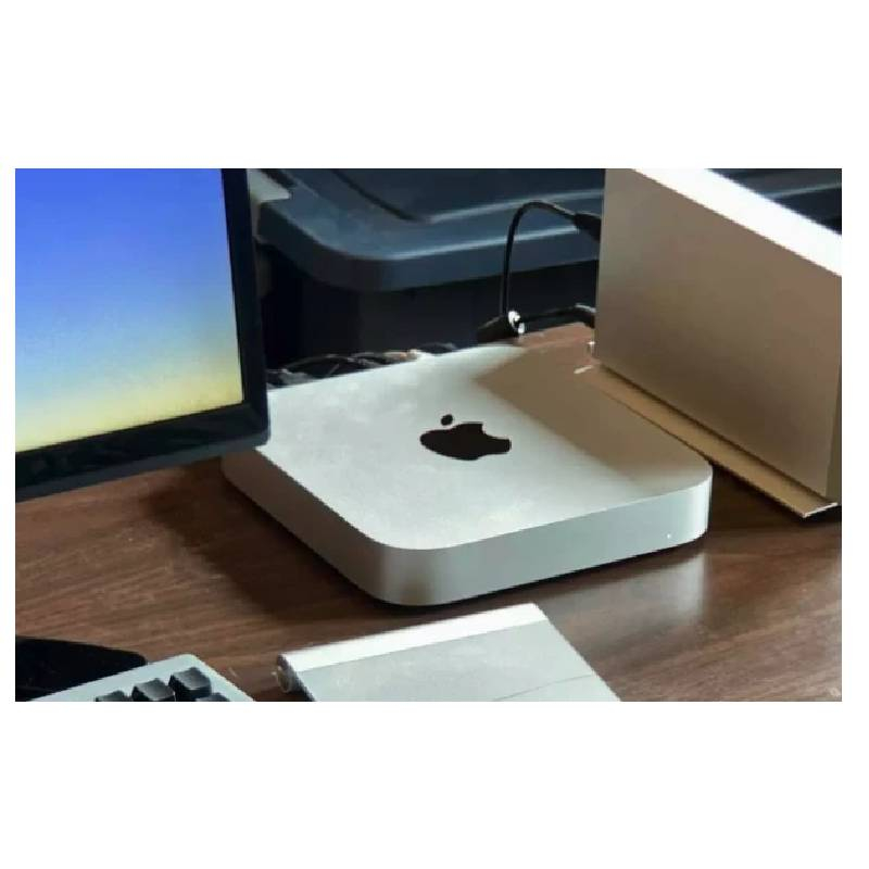 Apple şirkəti ən kiçik kompüterini yeniləyib