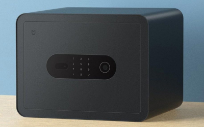 Xiaomi анонсировала миниатюрный сейф со сканером отпечатков пальцев