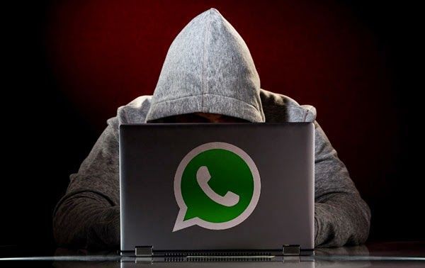 Через WhatsApp за вами могут следить
