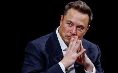 Elon Musk kompüterdən imtina etdi