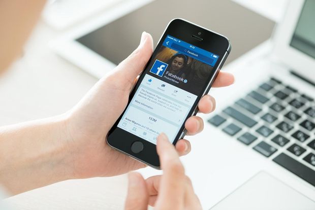 Для чего вы используете Facebook? 
